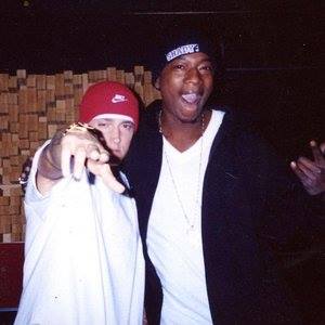 Young Zee e Pacewon, membri degli Outsidaz, rispondono a Eminem